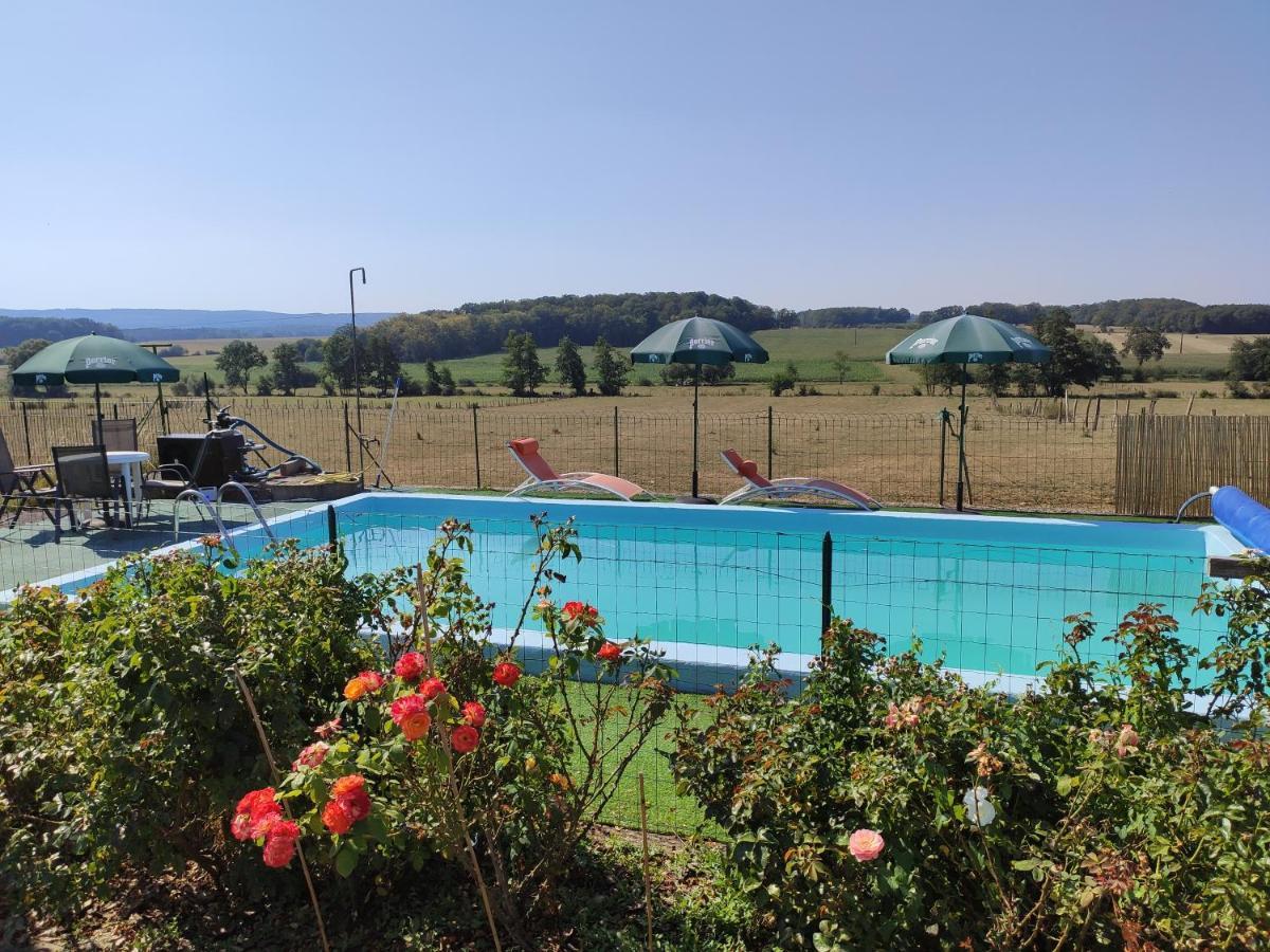 Domaine Des Arts Hotel Dompierre  Exterior photo